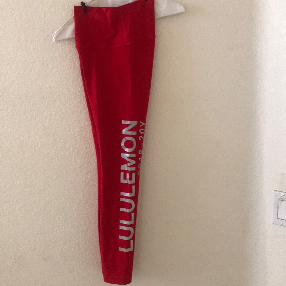 Lululemon zise 4 leggings